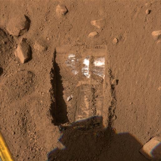 Mars Scientists: It Must Be Ice
